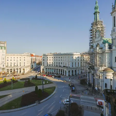 For 6 People Near Royal Baths Park By Renters Prestige